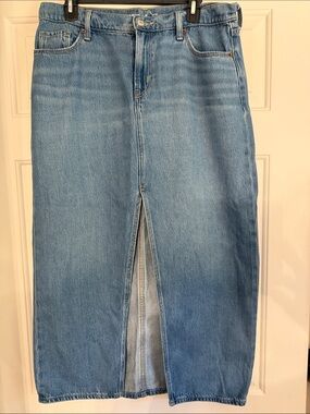 Mid Rise maxi denim skirt size 10 by Old Navy